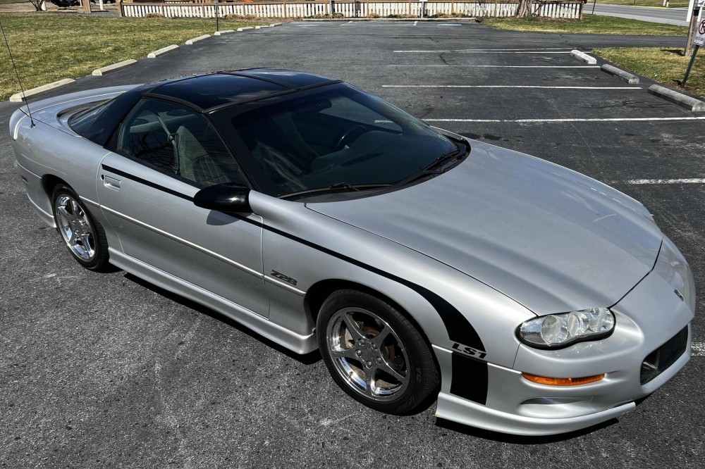 1998_Chevrolet_Camaro_Z_28_SS