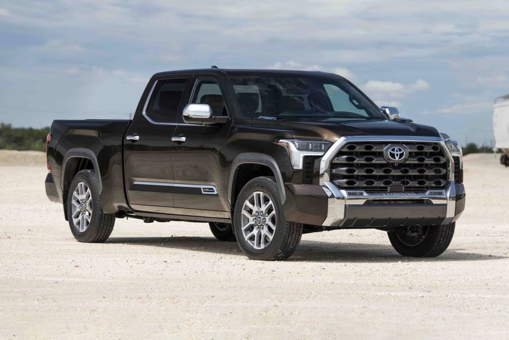 2025_toyota_tundra_crew_cab_pick