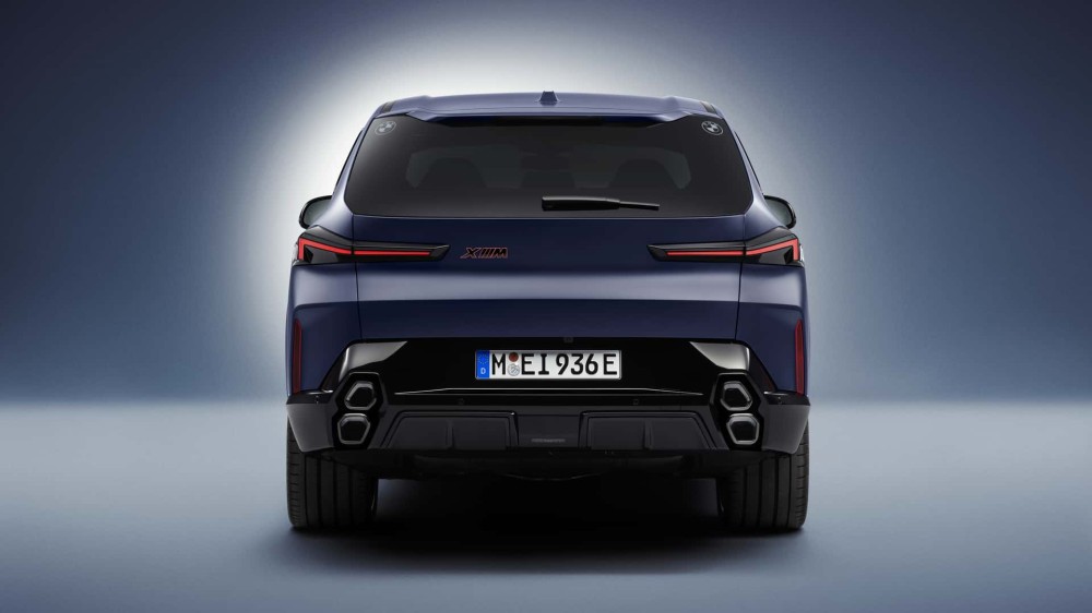 2026 BMW XM Label