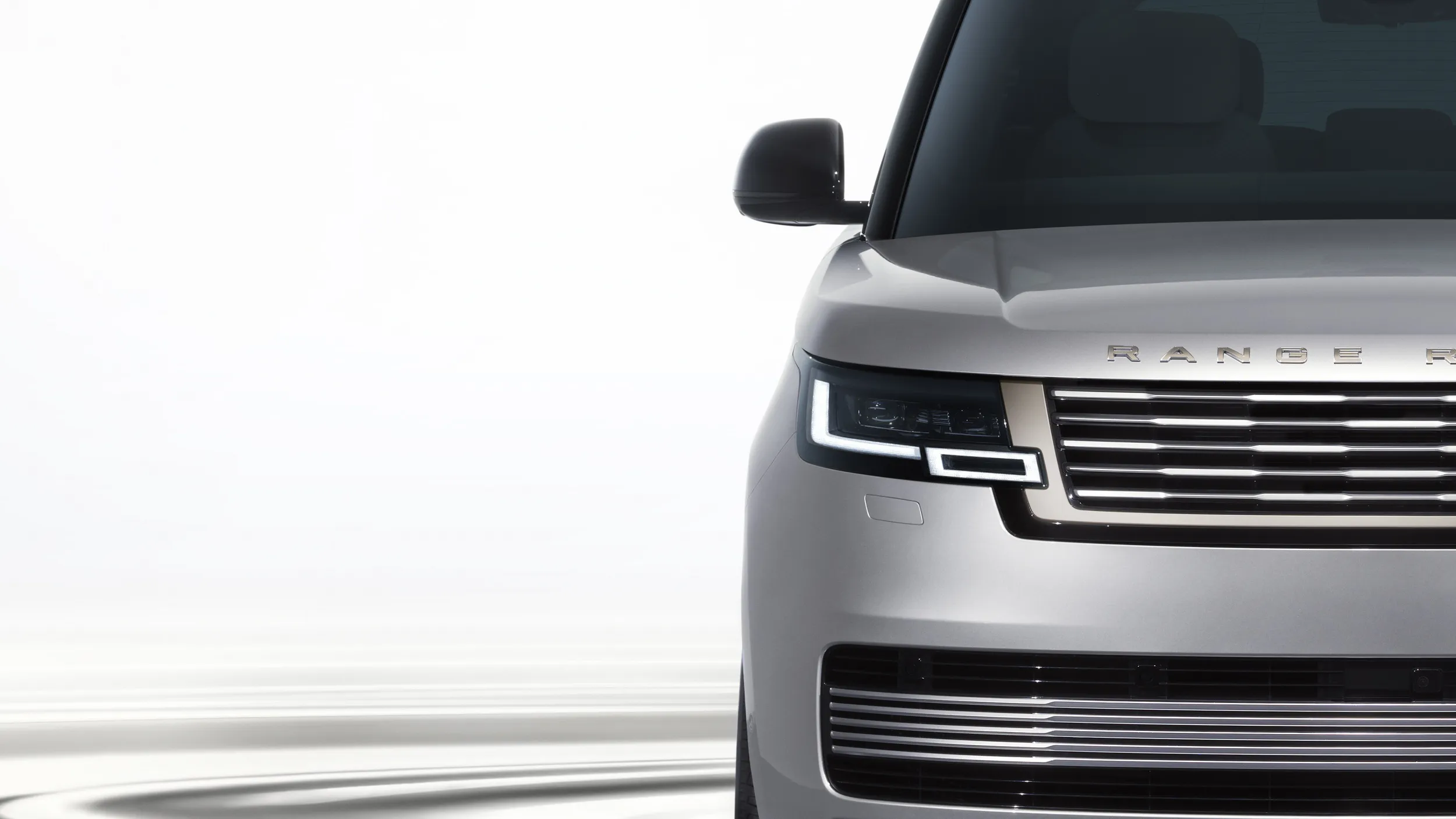 Range Rover SV Ultra
