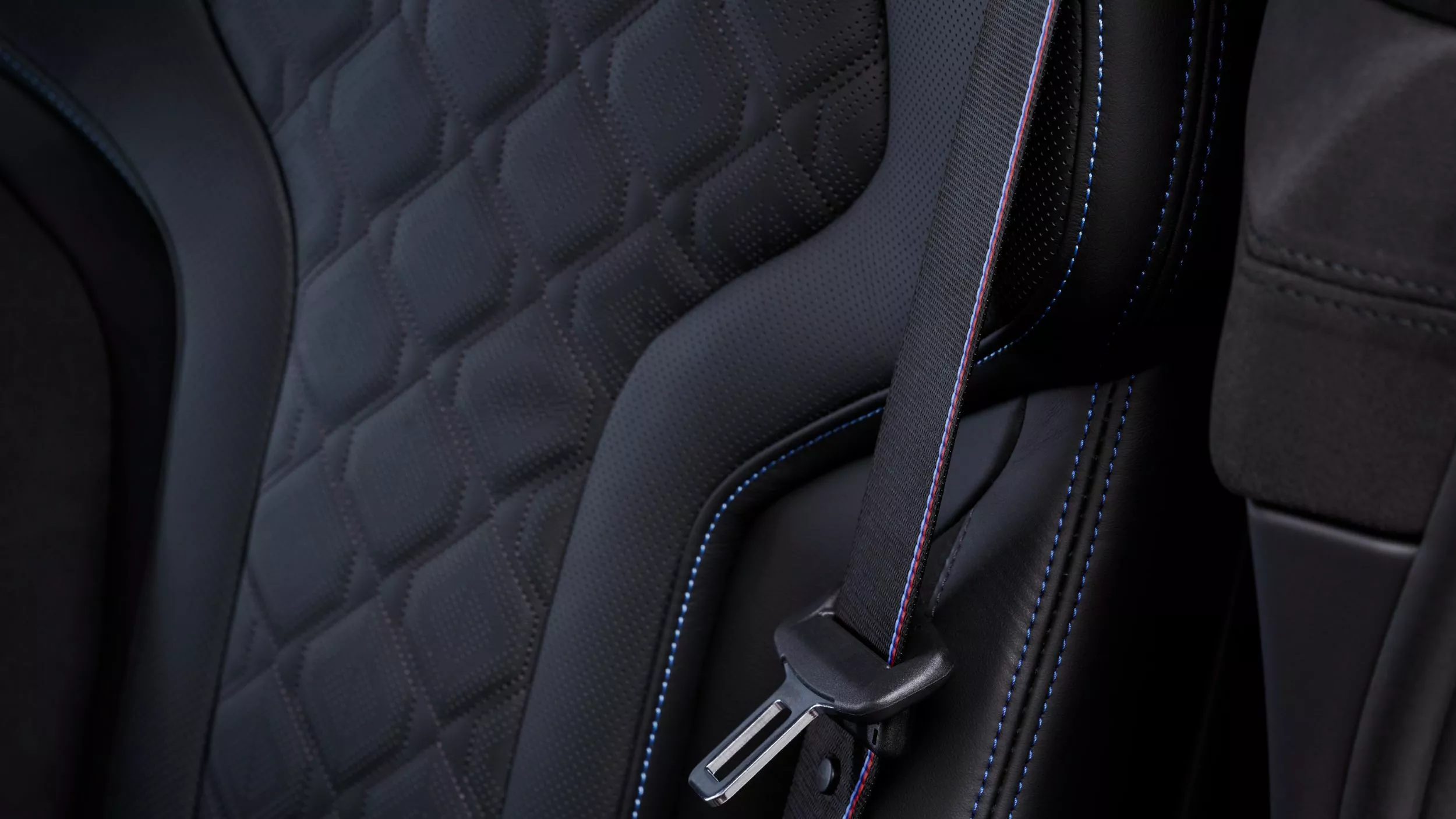 BMW M850i Edition M Heritage