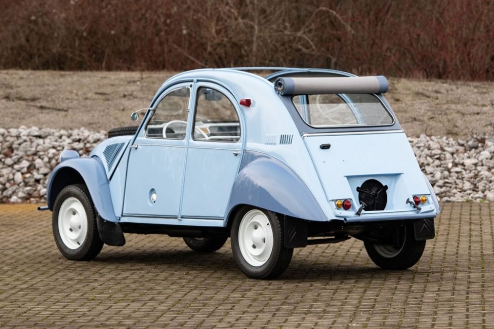 Citroën 2CV Sahara