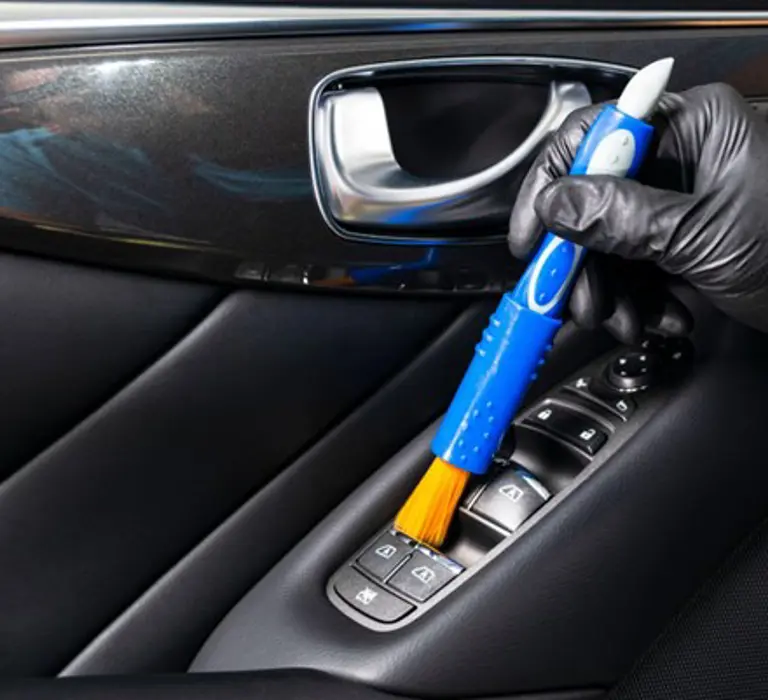 Dust_first_wipe_second