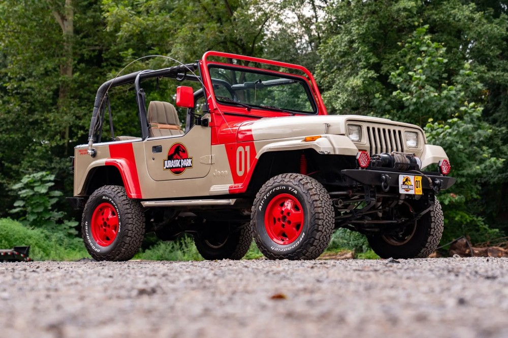 Explorer_and_Wrangler_Jurassic