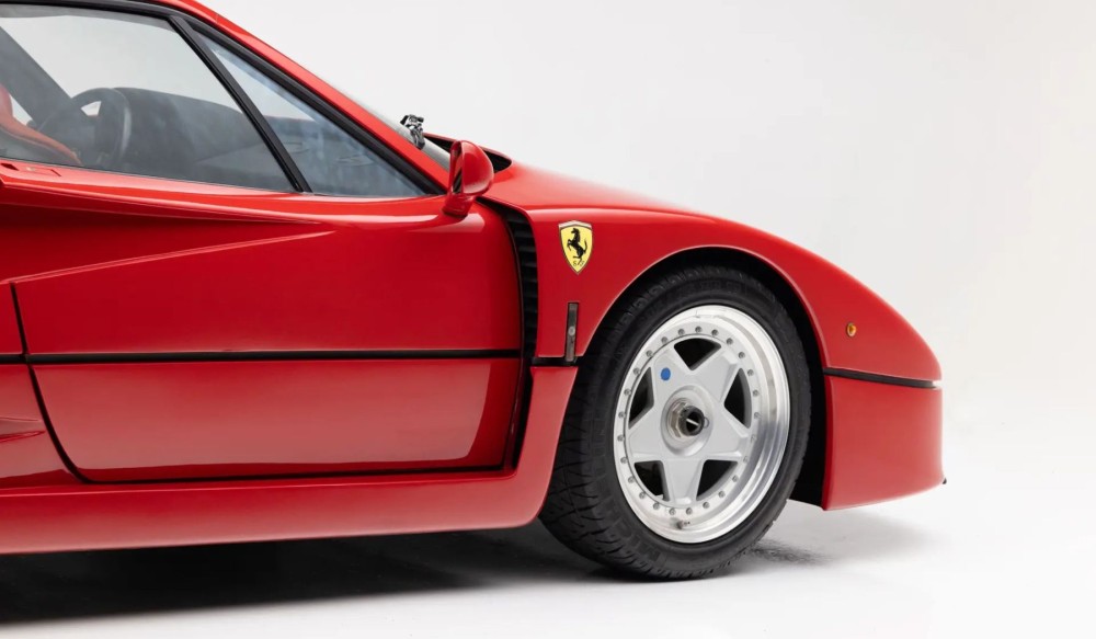 F40_s_split_rim_Speedline_wheels