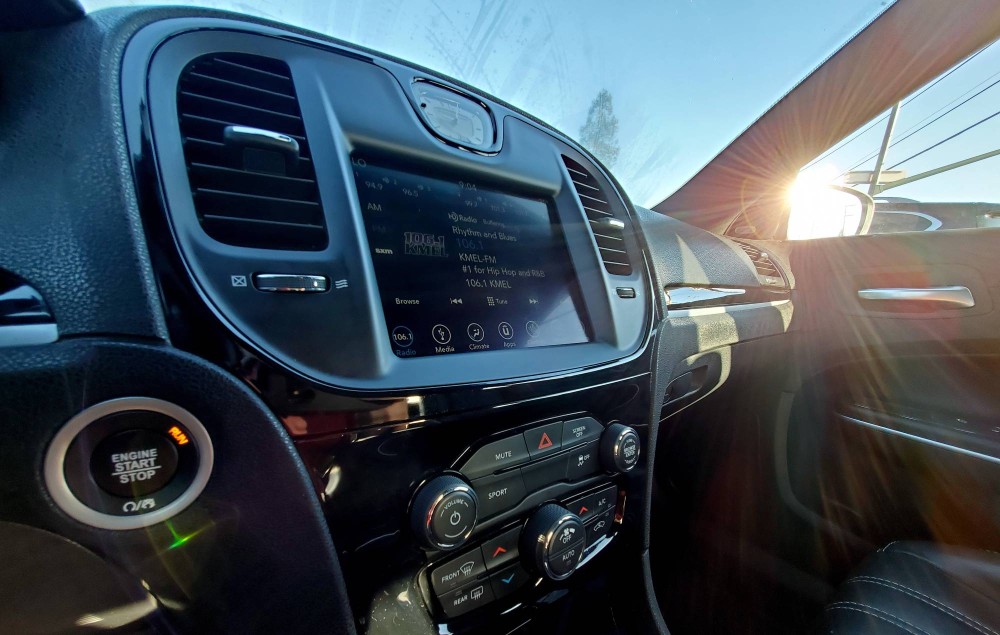 Factory_CD_Players_in_New_Cars