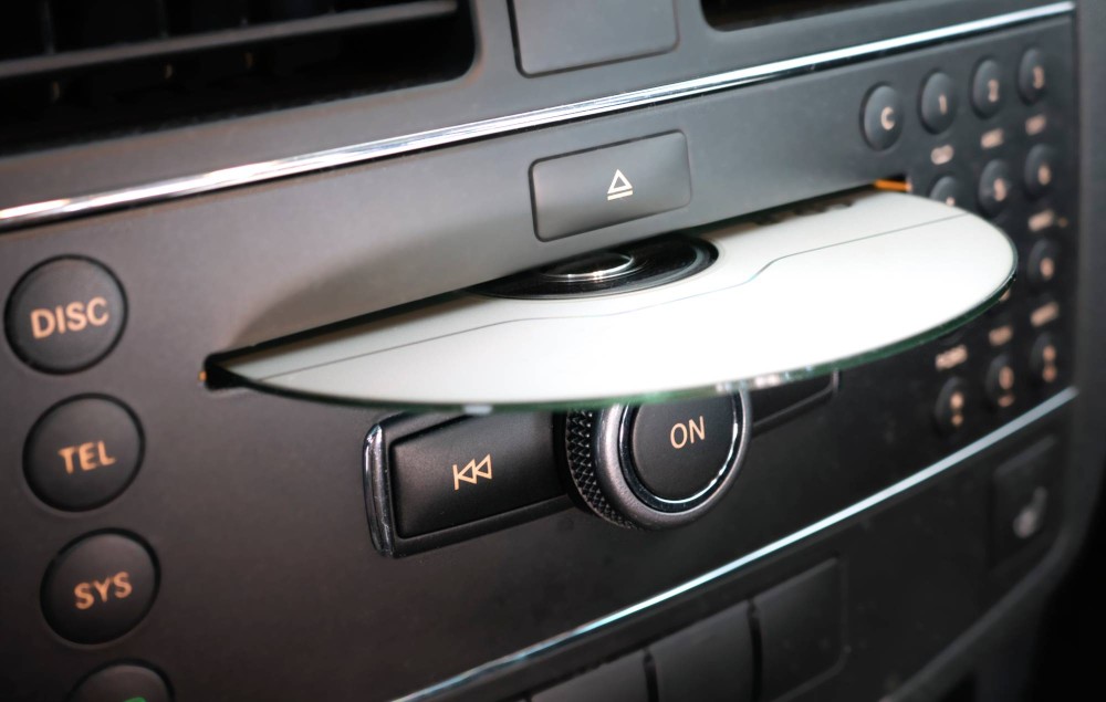 Factory_CD_Players_in_New_Cars