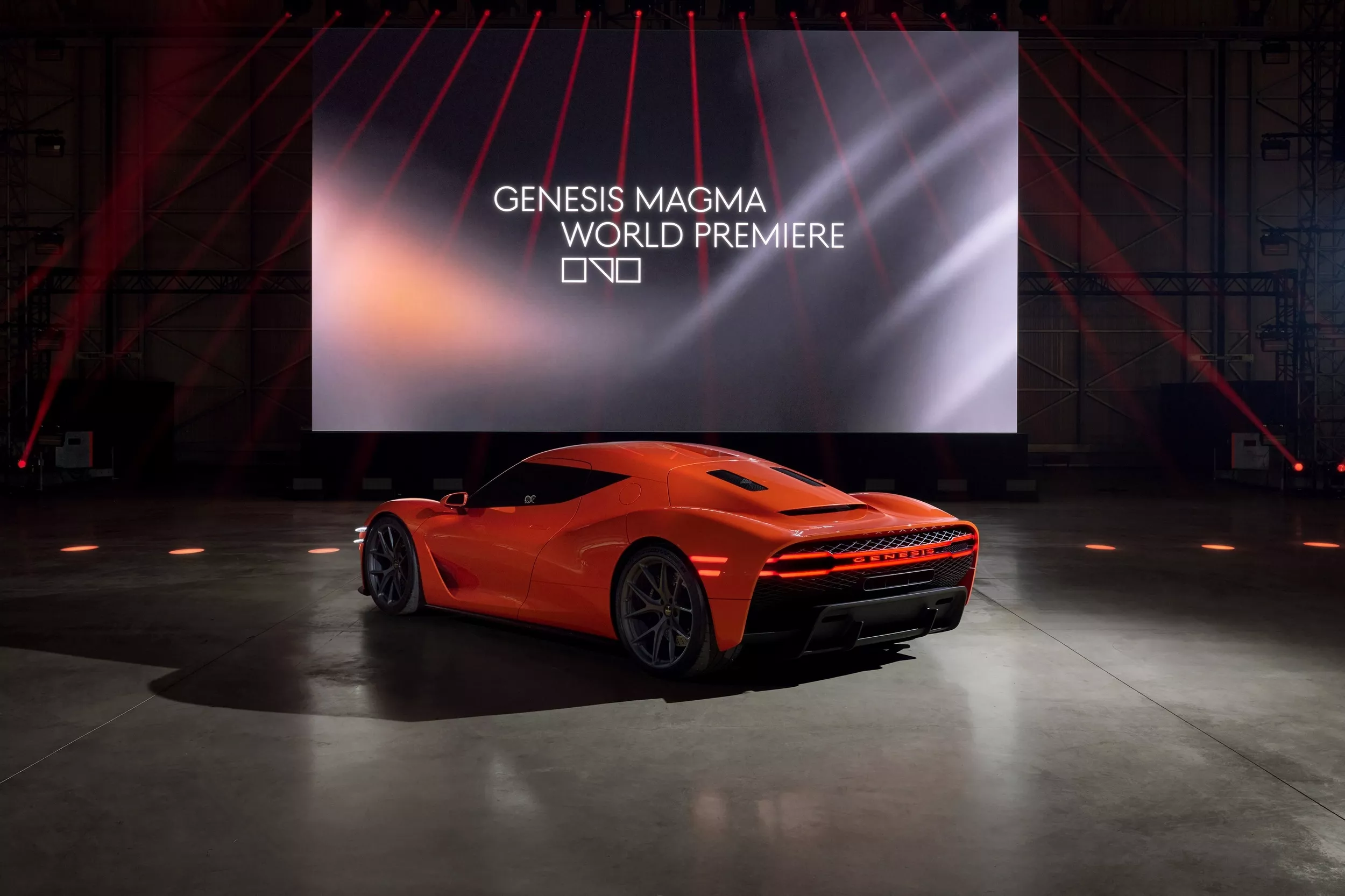 Genesis Magma GT