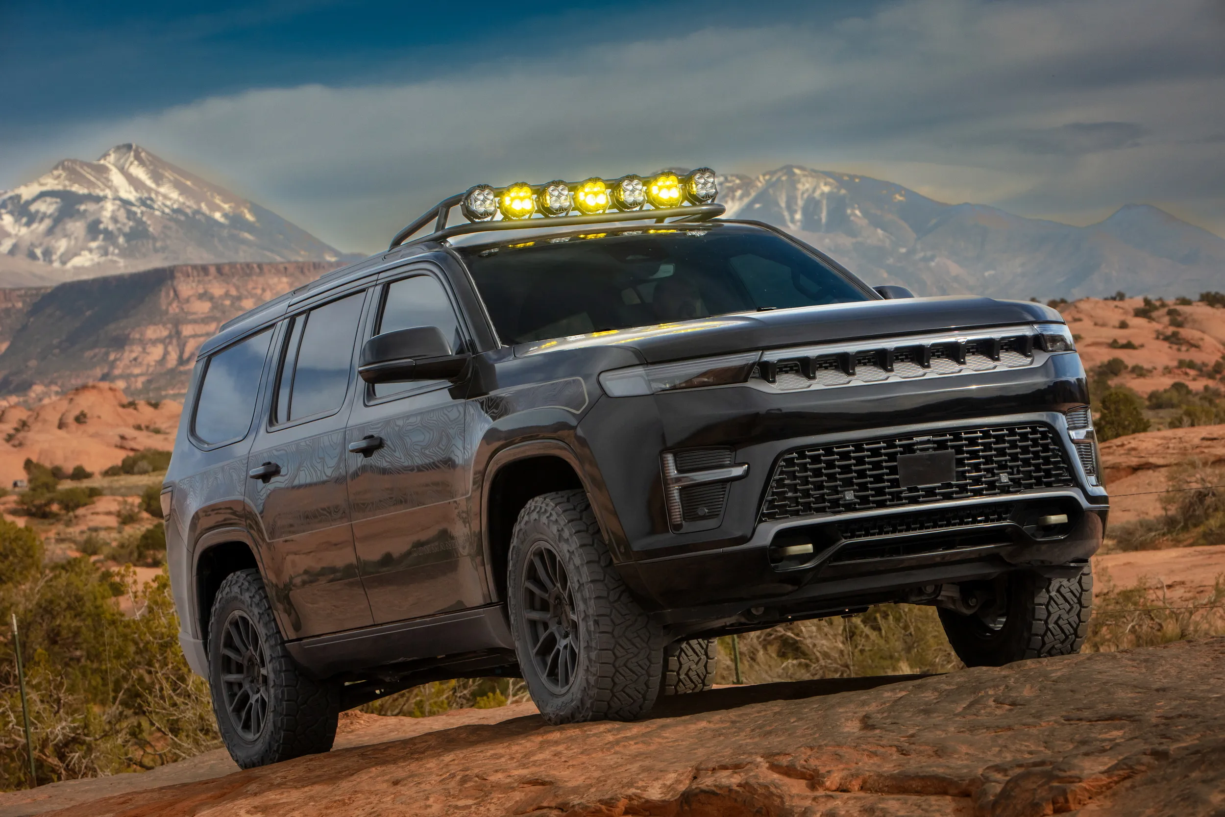 Jeep Grand Wagoneer Commander