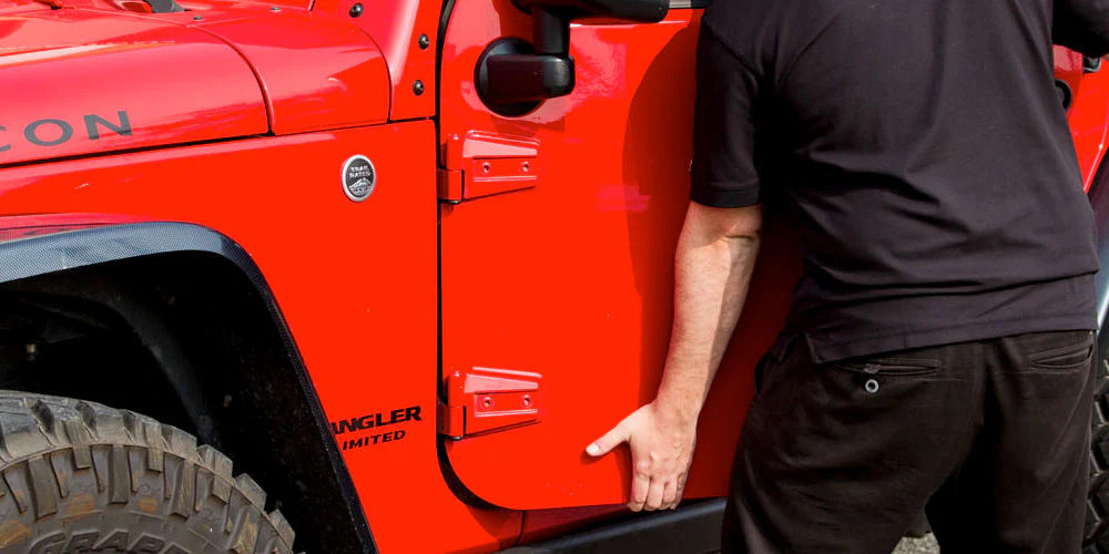 Jeep_Wrangler_Door_Removal_2
