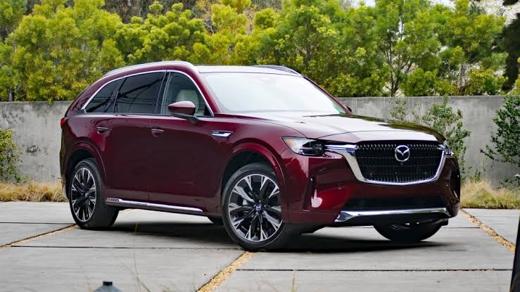 Mazda_s_CX_90_PHEV