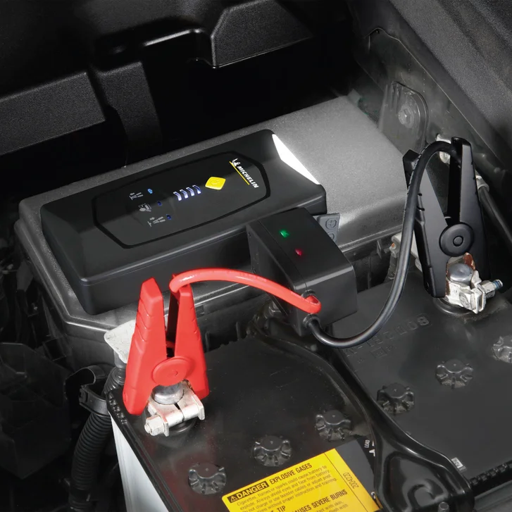 Michelin_Portable_Jump_Starter_a