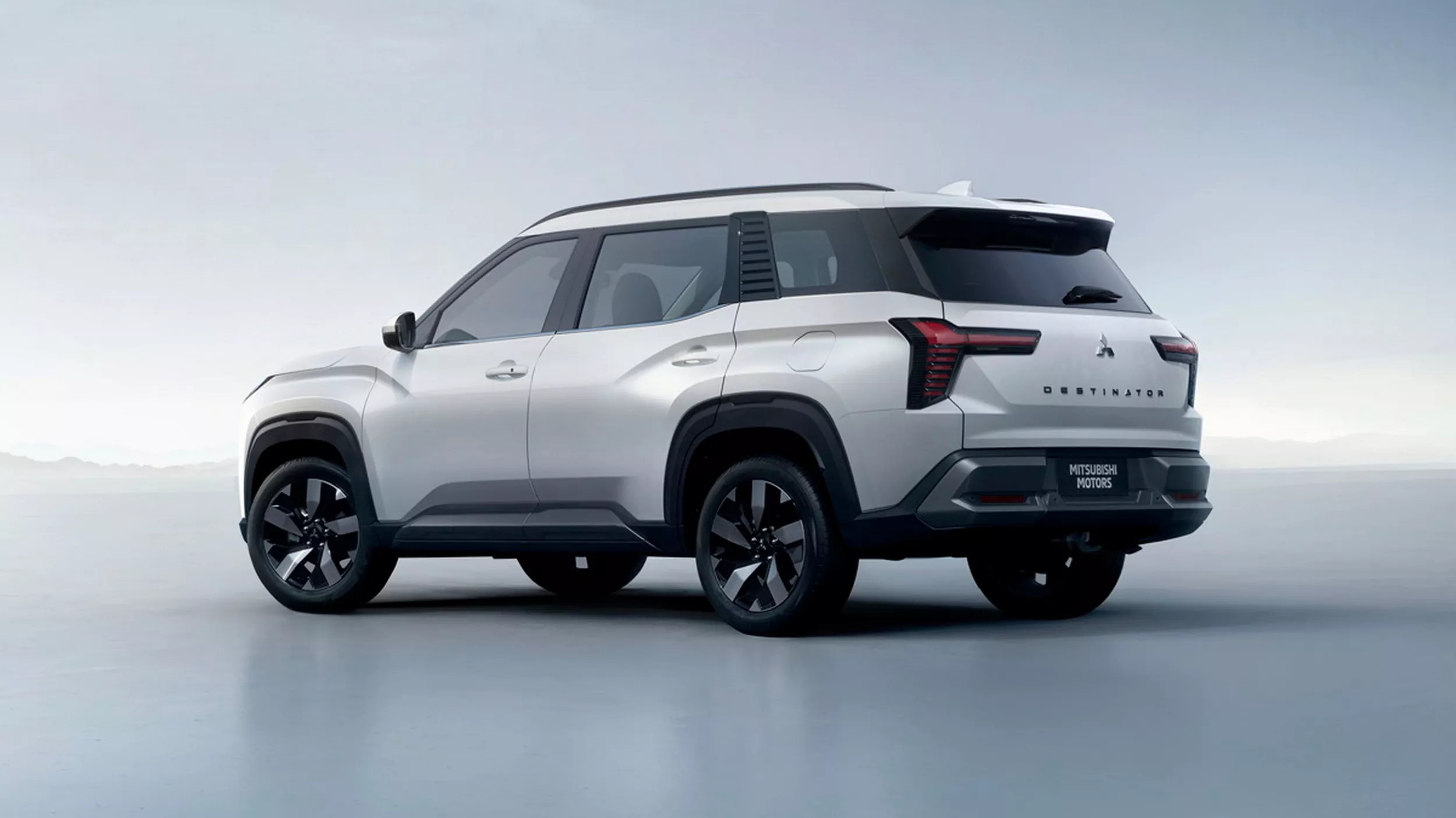 Mitsubishi Destinator