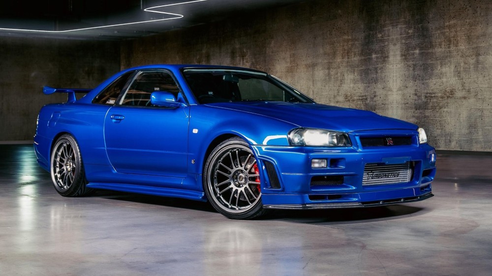 Nissan_Skyline_GT_R_R34