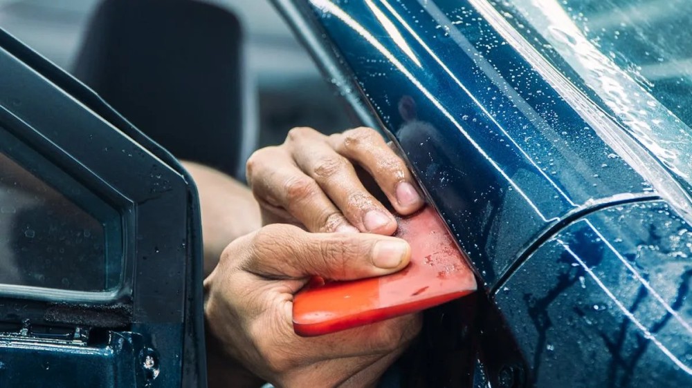 Nissan self-healing paint