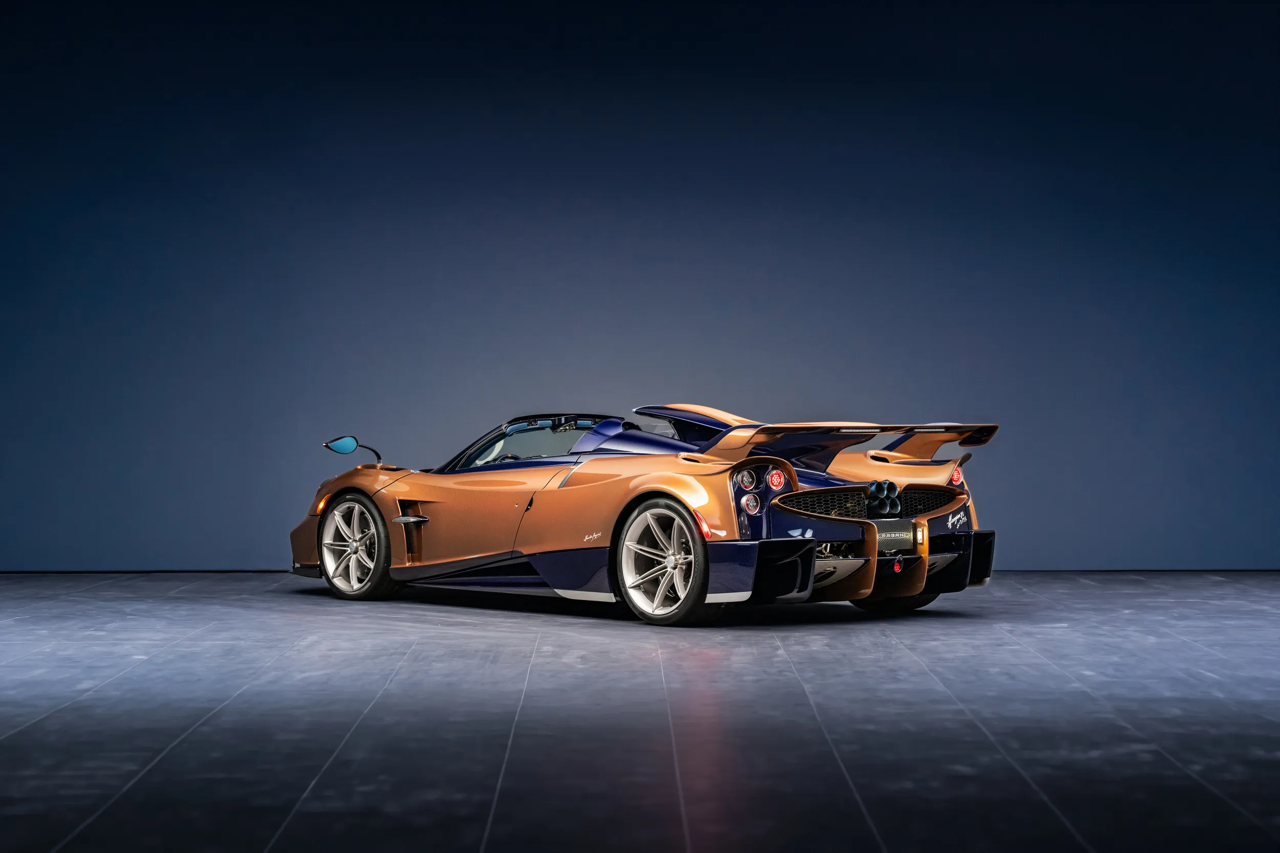 Pagani Huayra 70 Derecho
