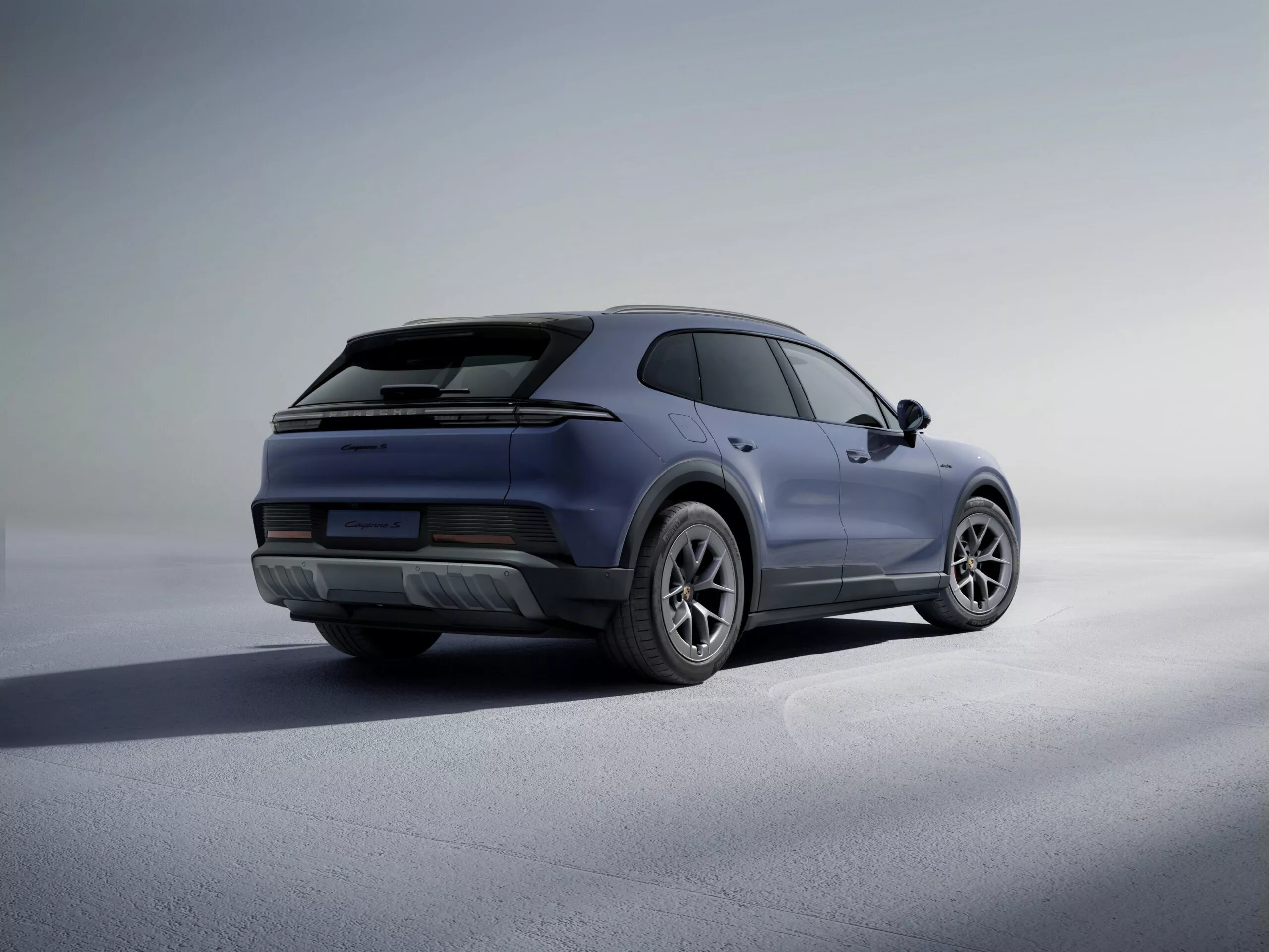 Porsche Cayenne Electric S