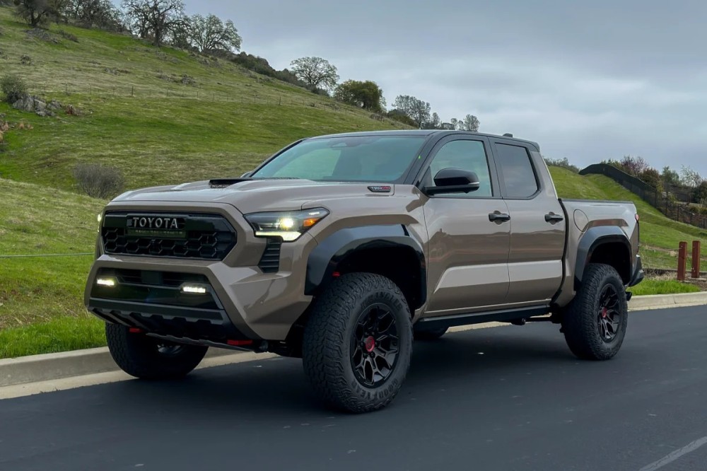 Toyota_Tacoma