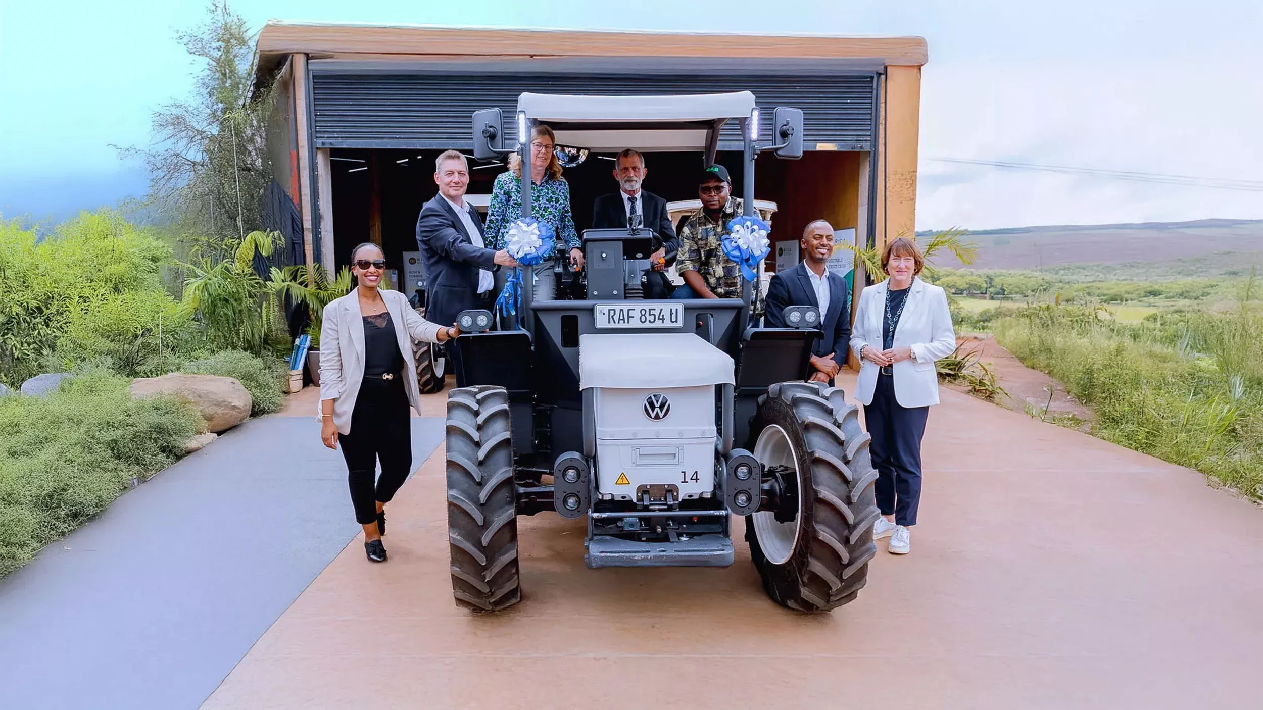 Herbert Diess electric tractor
