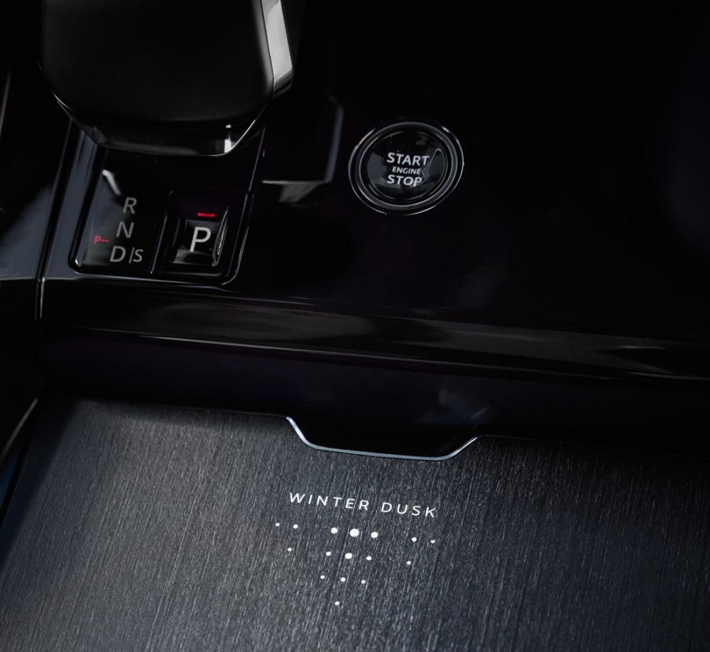 Land Rover Range Rover Sport SV Winter Dusk 