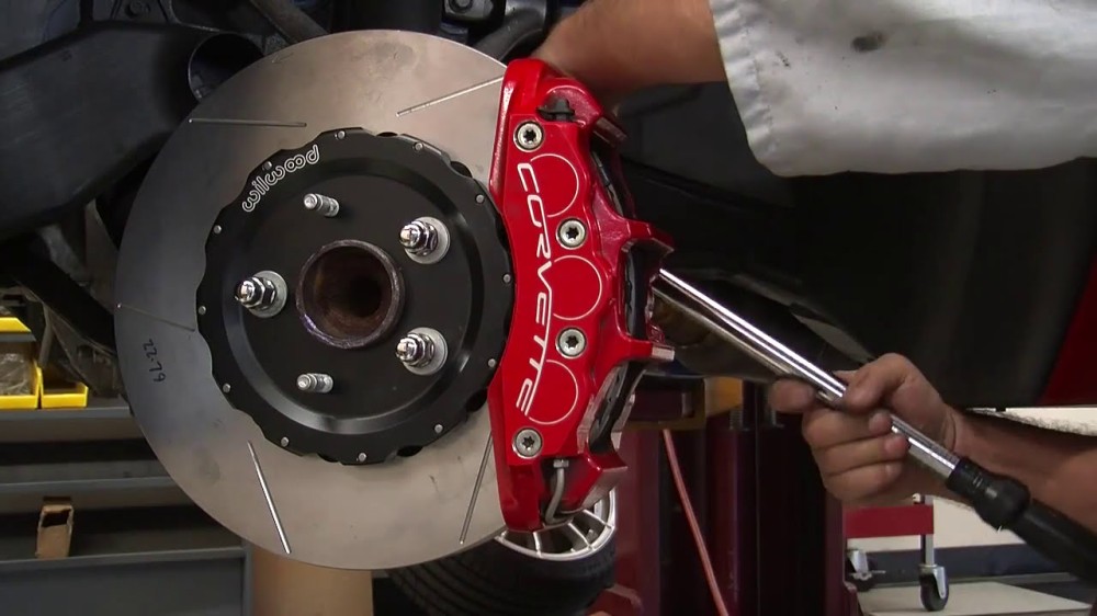 _65_Corvette_disc_brakes