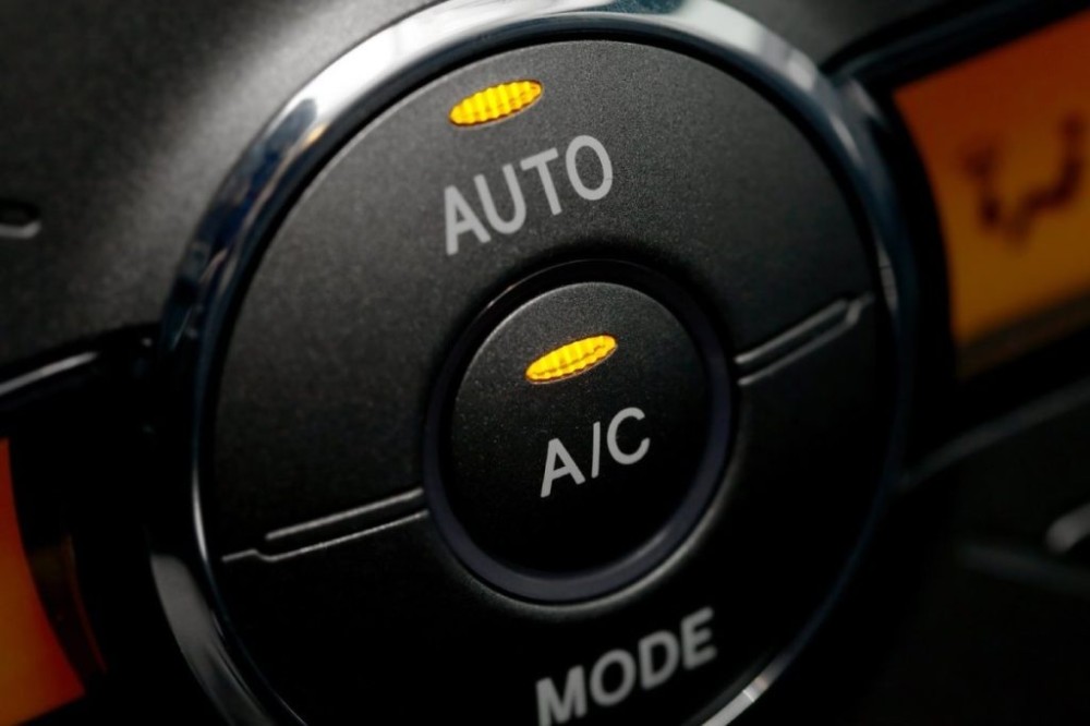 bad_car_ac_signs