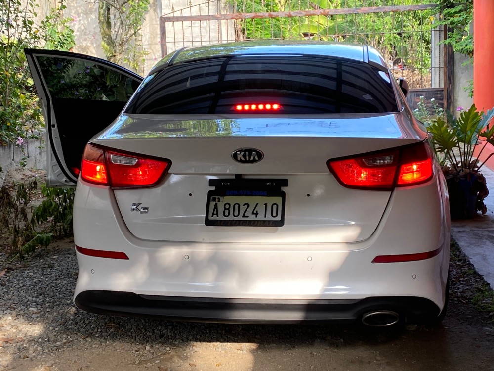 brake_lights_stay_on_kia_recall