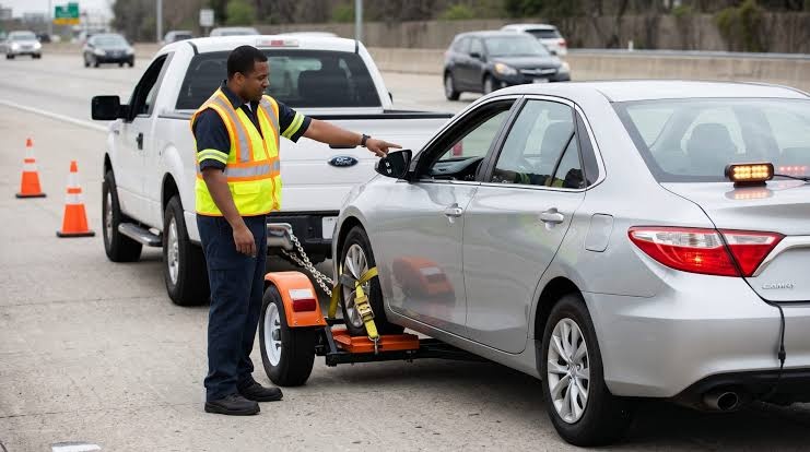 can you tow an automatic car in neutral