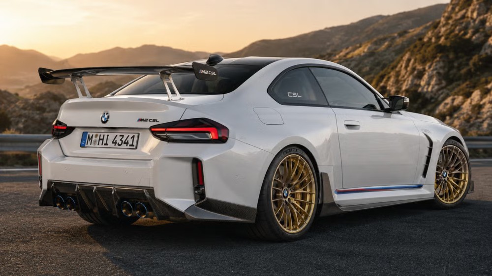 BMW M2 CS
