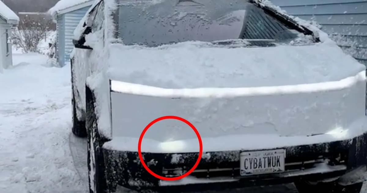 cybertruck_snows_headlights