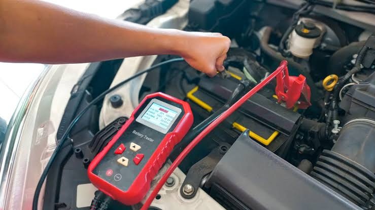 does a new car battery need to be programmed