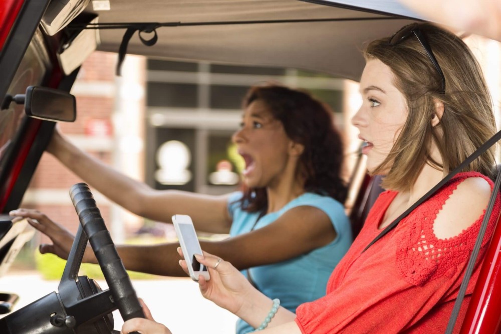 iPhone distracted driving