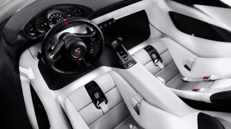 Porsche Mission S