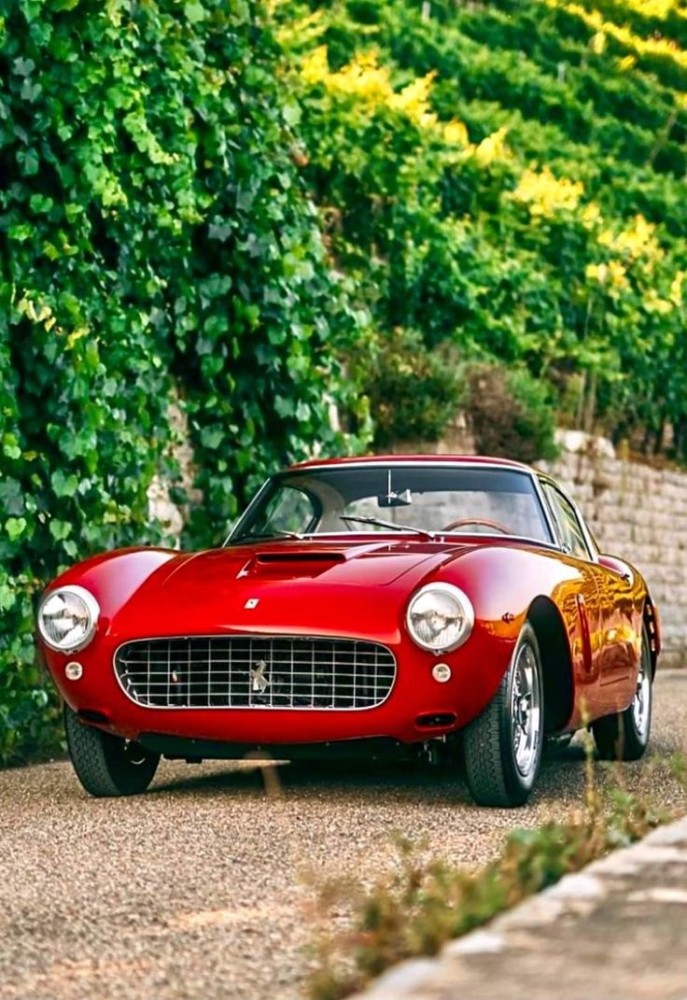 red_car