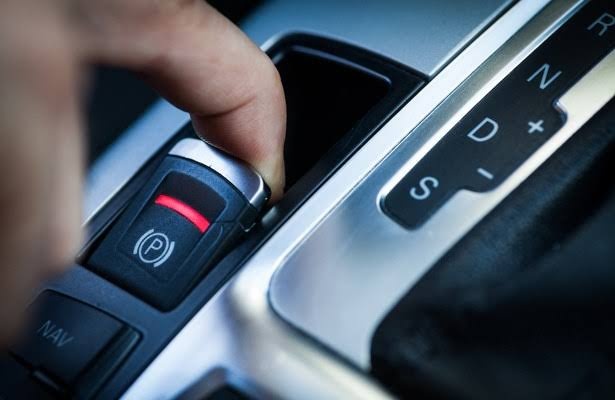 should you use parking brake with automatic transmission