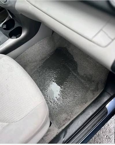 water_sloshing_inside_car_door