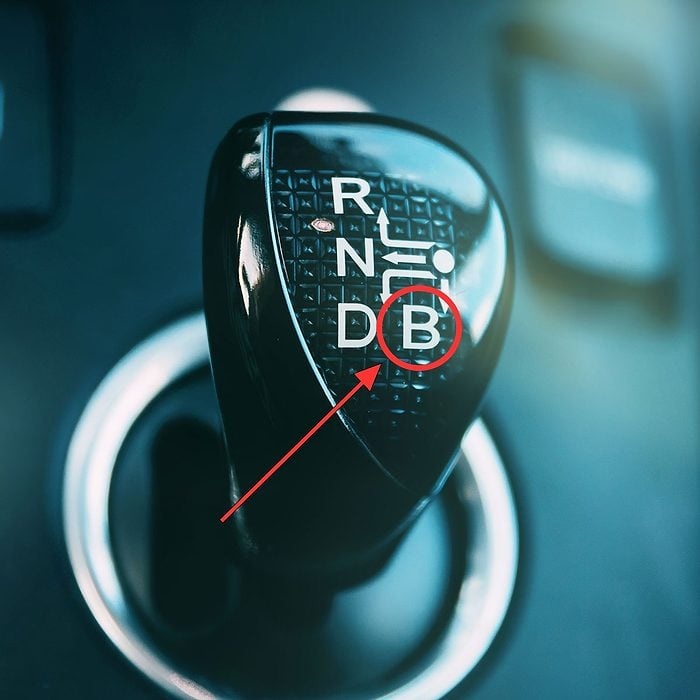 what_does_B_mean_on_gear_shift_2