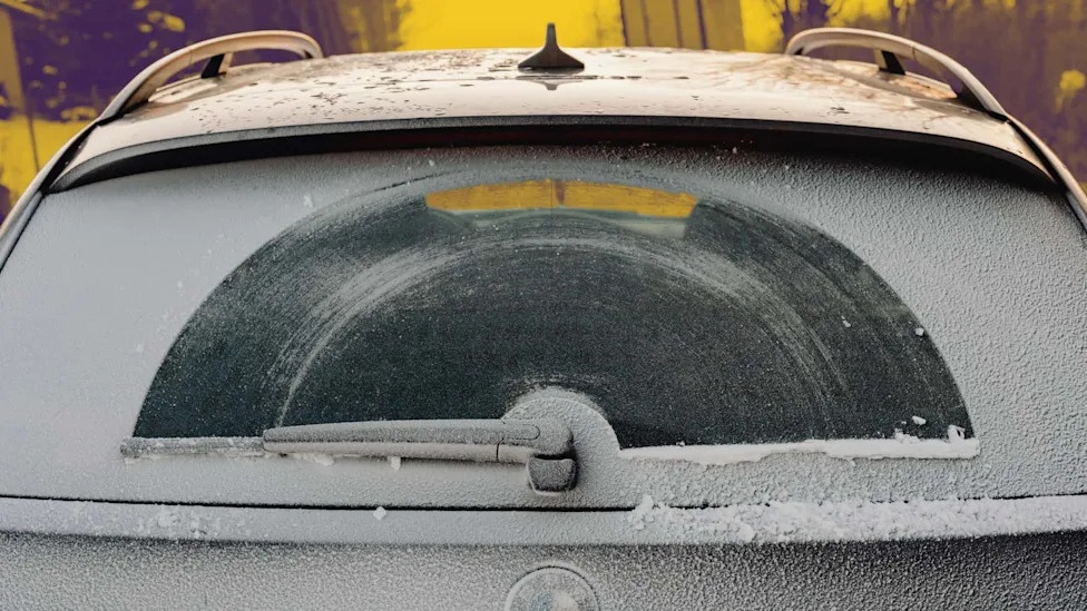 why do SUVs have rear wipers