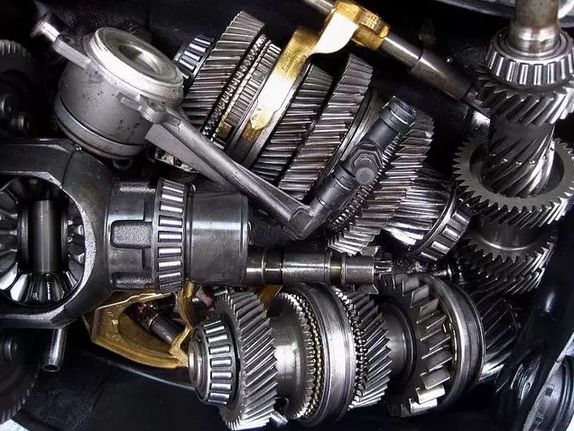 why_does_reverse_gear_grind